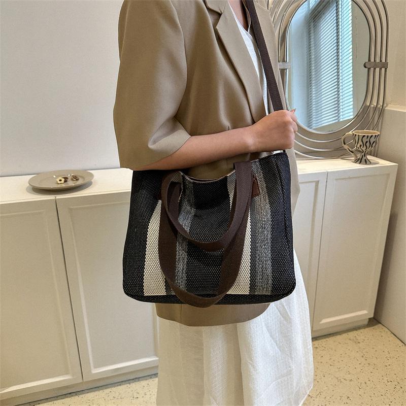 Big bag women's 2025 new fashion striped canvas bag commuter tote bag trendy shoulder messenger mommy bag