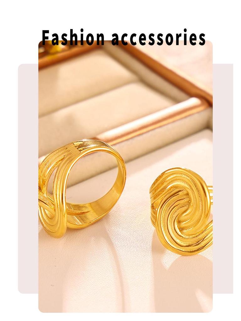 Retro Geometric Twisted Stripe 18k Gold-Plated Titanium Steel Wrap Ring