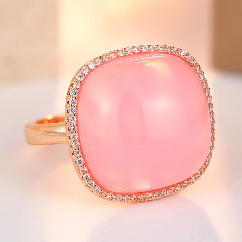Gorgeous Inlaid Pink Stone CZ Women's Ring Exquisite Gold Color Geometry Daily Wear Party Jewelry Anniversary Gift