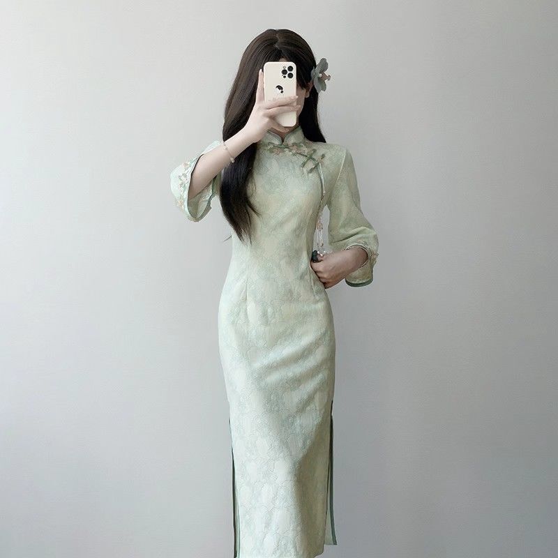Grünes Elegantes Jacquard Cheongsam Kleid Chinesischer Stil Mädchen Jung Täglich Umgeschlagene Ärmel Modernes Vintage Kleid