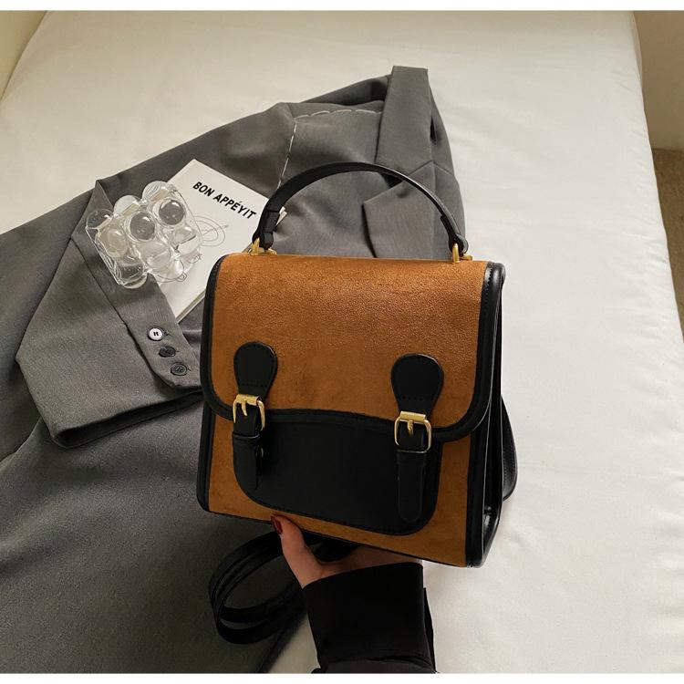 Retro fashion backpack women's 2025 new trend versatile messenger bag student class casual schoolbag shoulder bag