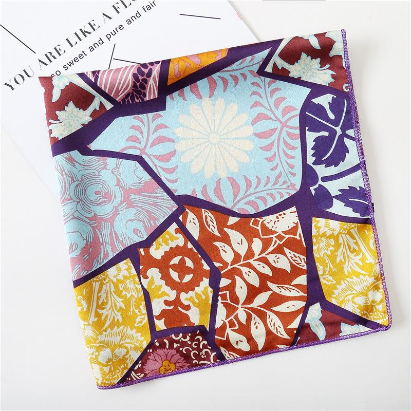 Small Silk Scarf Leopard Print Polka Dot Small Square Scarf Women'S Decorative Scarf Autumn And Winter Scarf Headscarf Headband Wrist Chic Wind