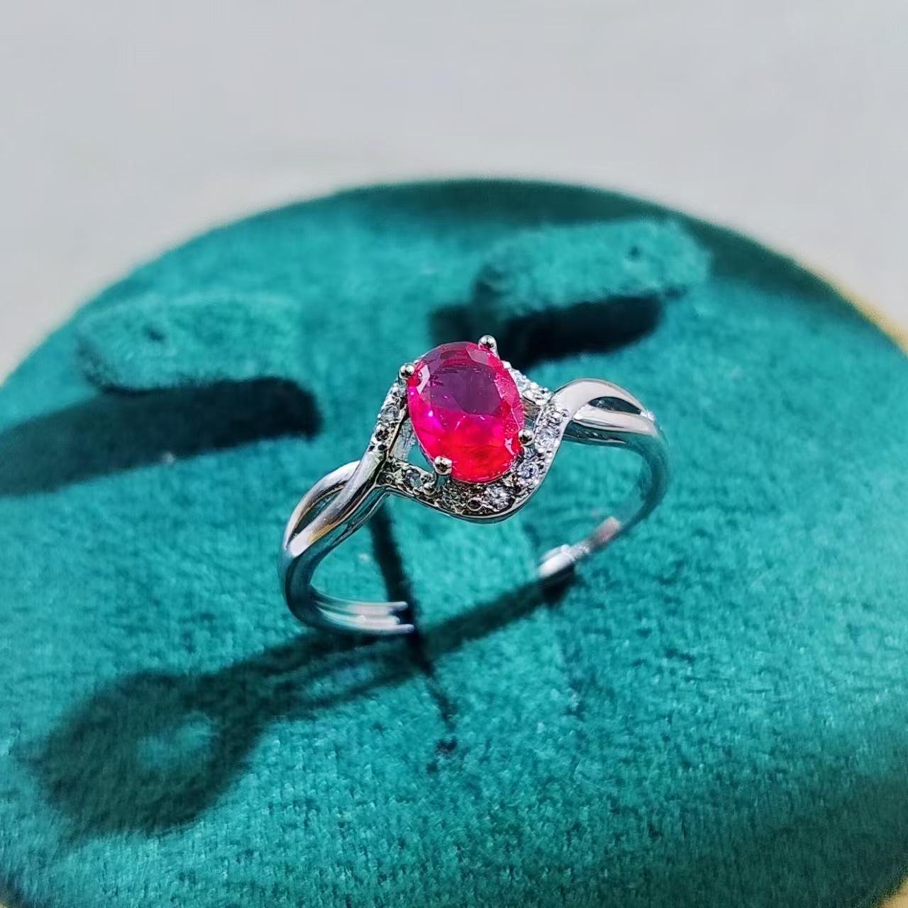 Stylish Women s Oval Ruby Imitation Ring with Silver Plating and High-Carbon Diamond Inlaid Adjustable Open