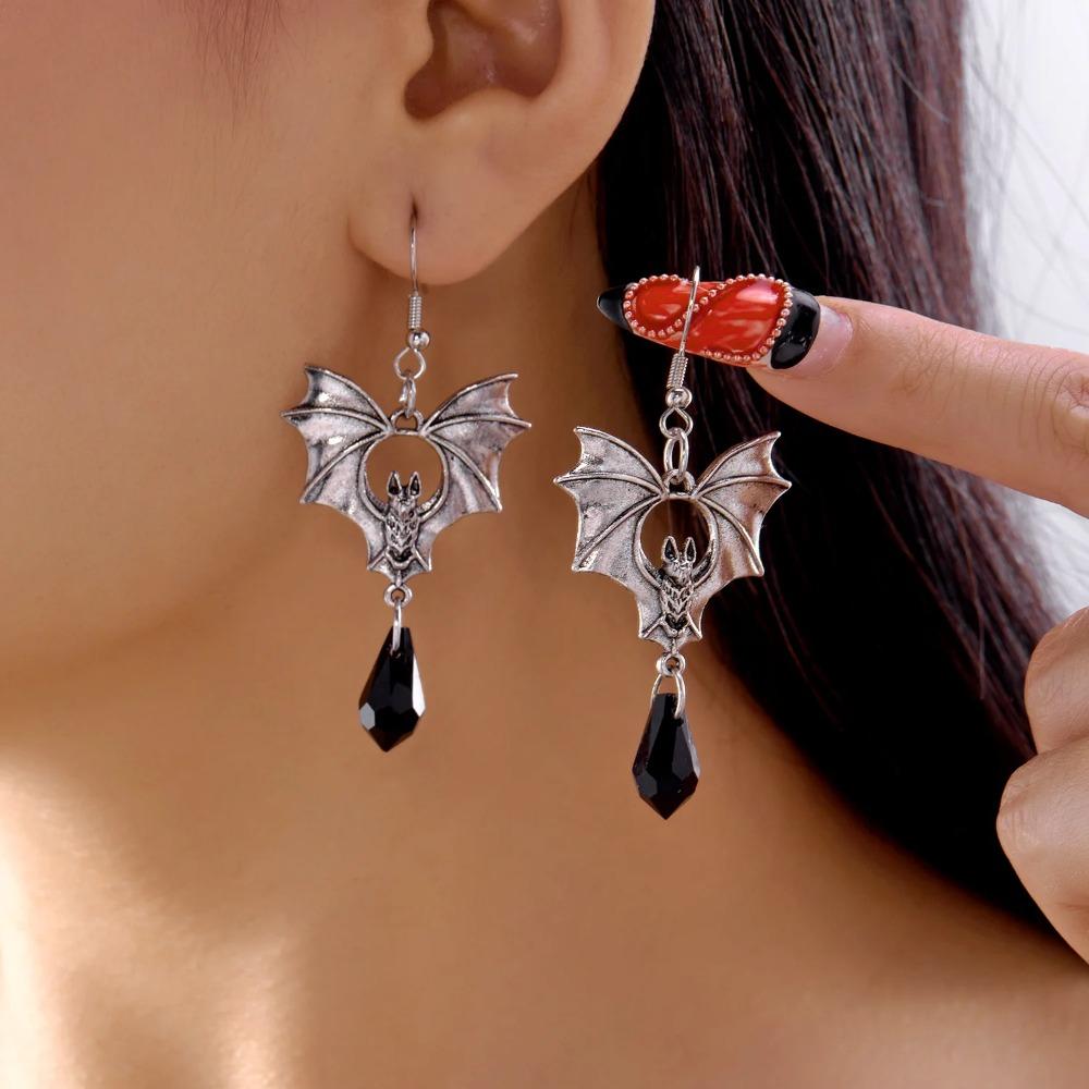 Orecchini Pipistrello Vampiro per Donna Uomo Vintage Cristallo Rosso Pendente Goccia d'Acqua Orecchino Halloween Strega Pagana Gioielli per Orecchie