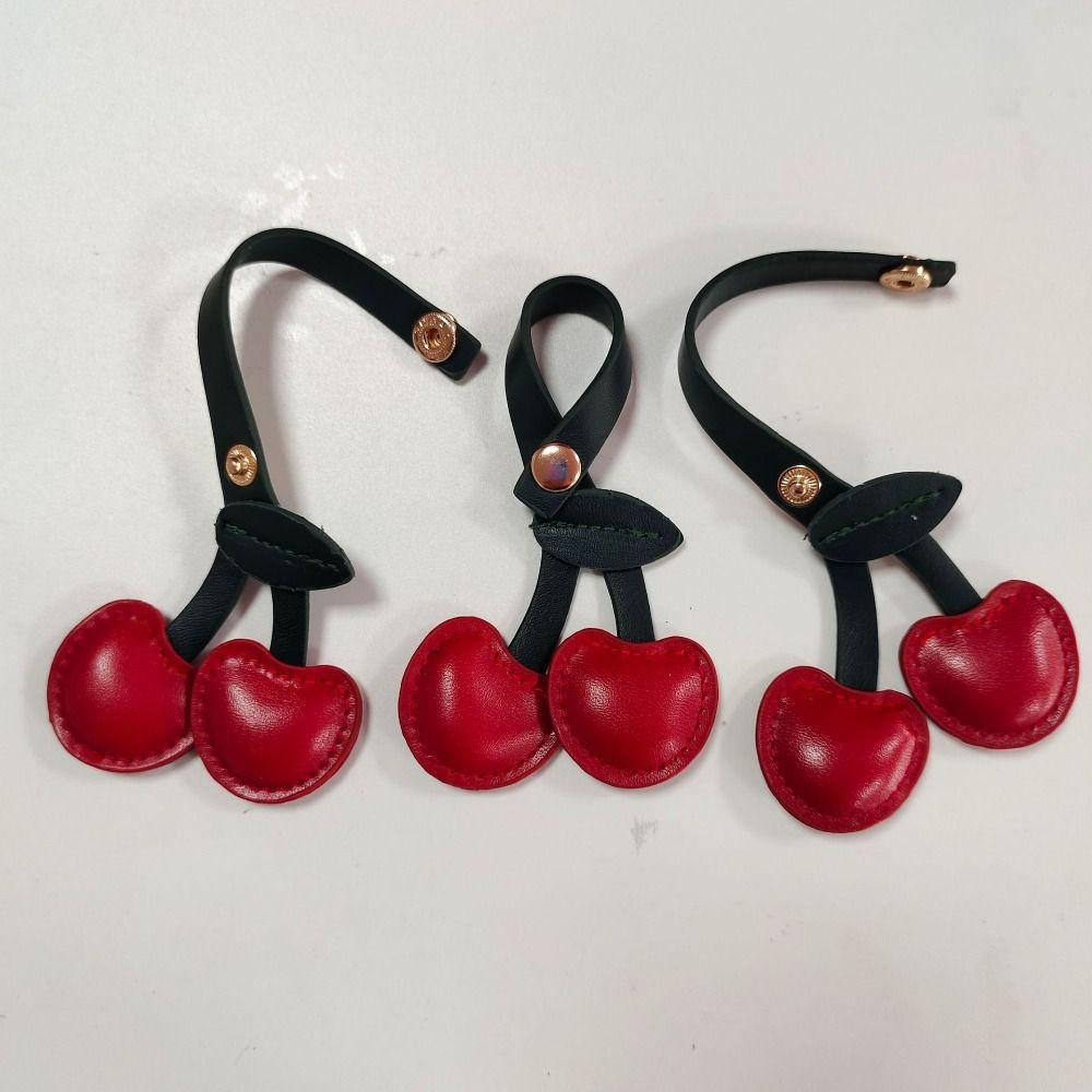 Keychain Cherry Key Chain Decoration Peach Heart Bag Pendant Cute Cherry Pendant Women/men