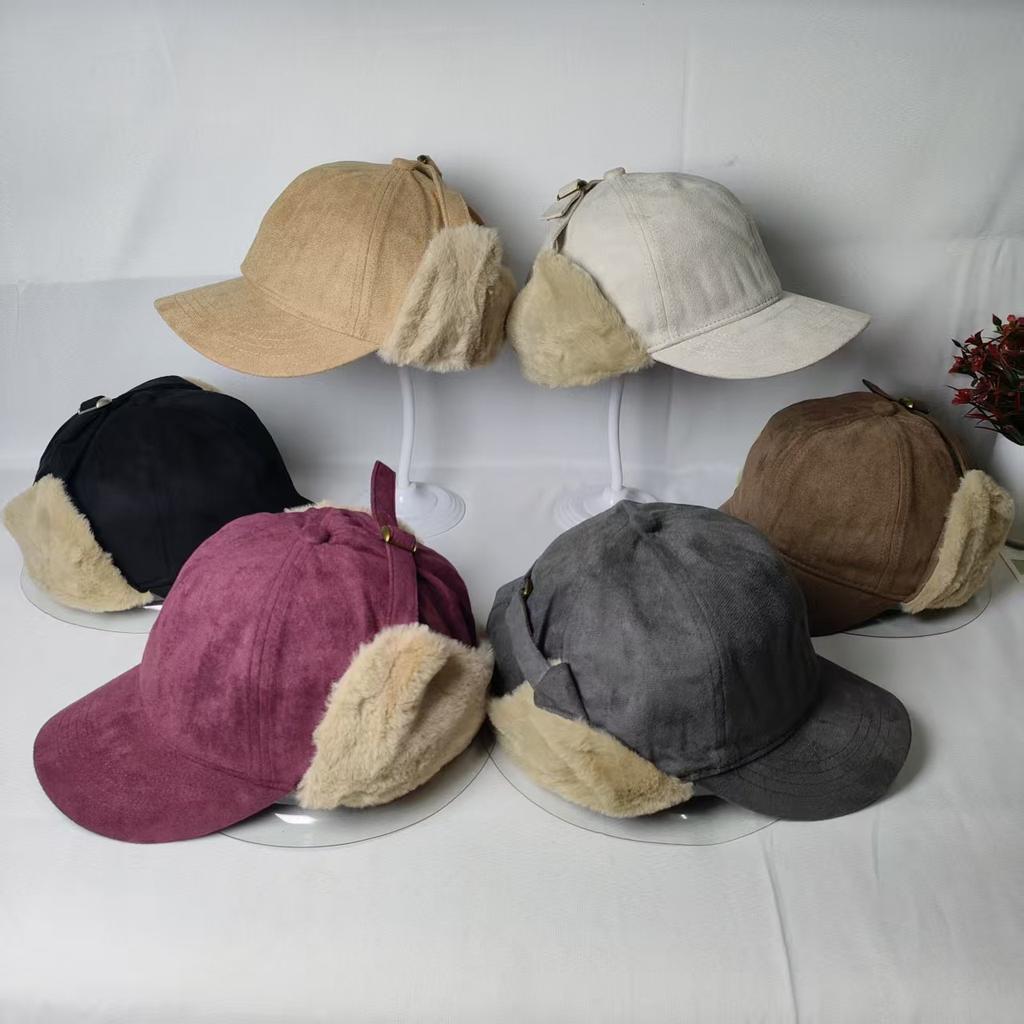 Nuovo berretto da baseball in velluto autunno e inverno cappello Lei Feng caldo per il ciclismo cappello da aviatore berretto con paraorecchie in camoscio uomo e donna