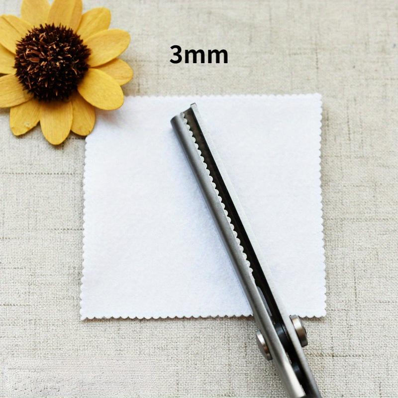 

1PC Professional Tailor Scissors Lace Scissors Pattern Fabric Leather Paper Arc Scissors, Sawtooth Scissors Handmade DIY Circular arc-3mm