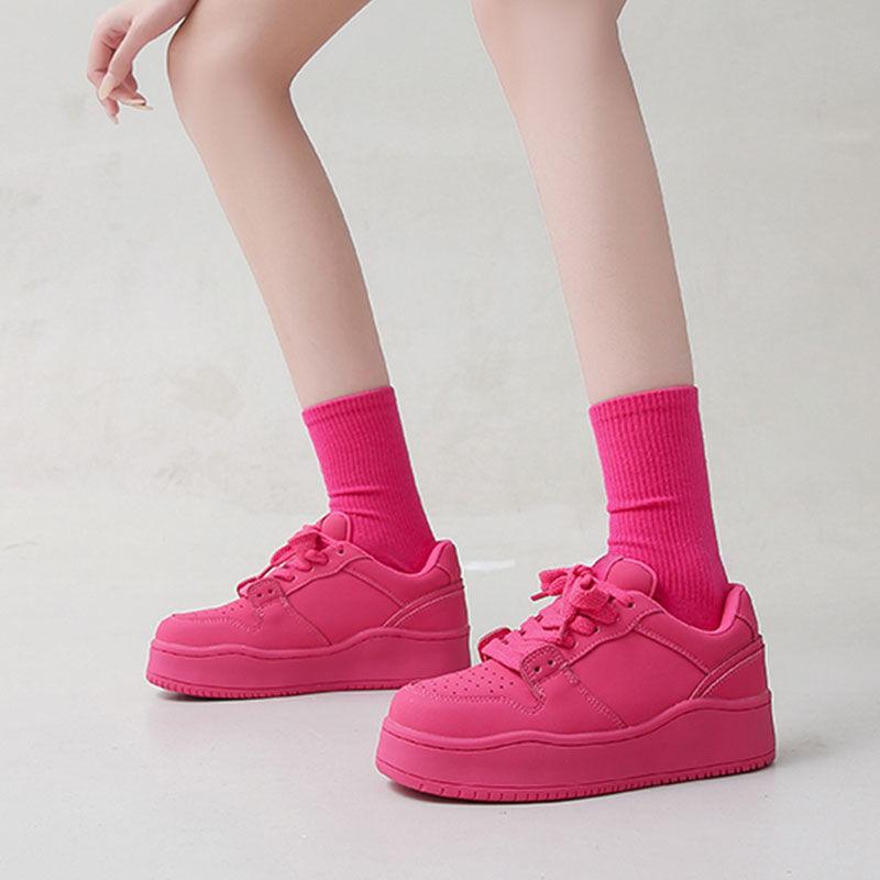Nya rosaröda platå damskor för bräda, förhöjda brödskor med snörning, mångsidiga sport- och fritidsskor, trendiga skor