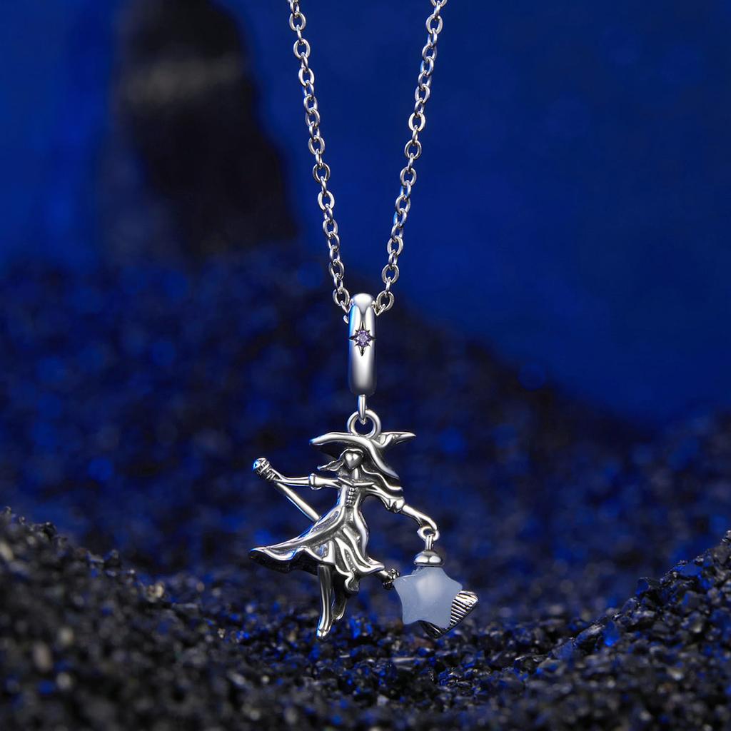 Witch on a broomstick with a glow-in-the-dark star silver pendant, 925 silver beads