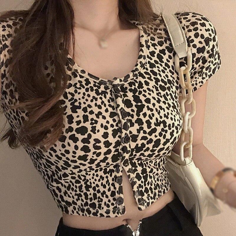 

Женская футболка с леопардовым принтом, однобортная, с круглым вырезом, тонкая, с открытым пупком, с коротким рукавом, один размер, модная и сексуальная One Size