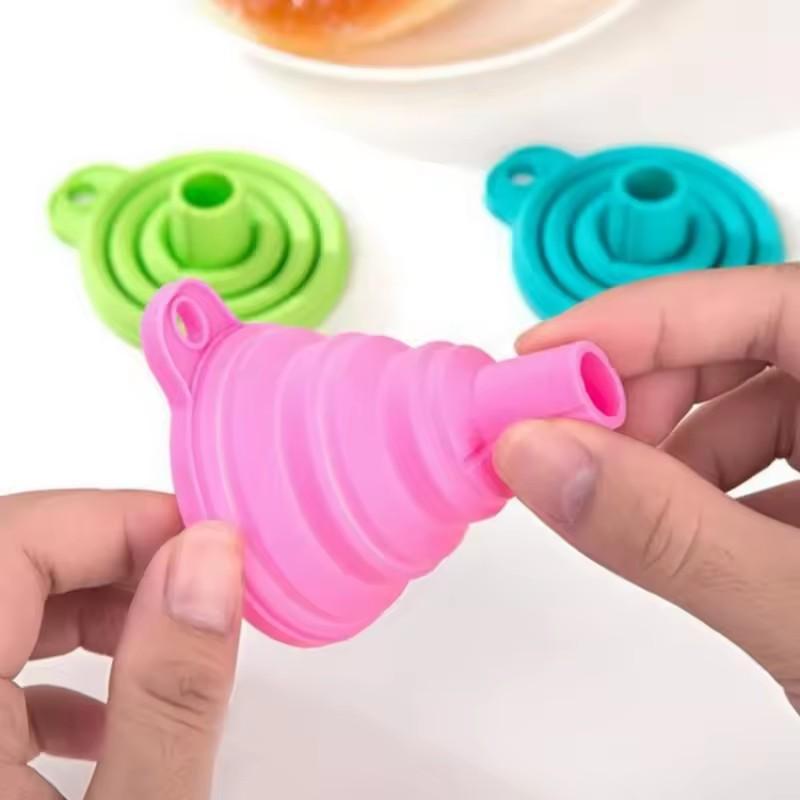 Mini Foldable Funnel Silicone Collapsible Portable Funnels for Fuel Hopper Beer Oil Kitchen Accessories Tools Items