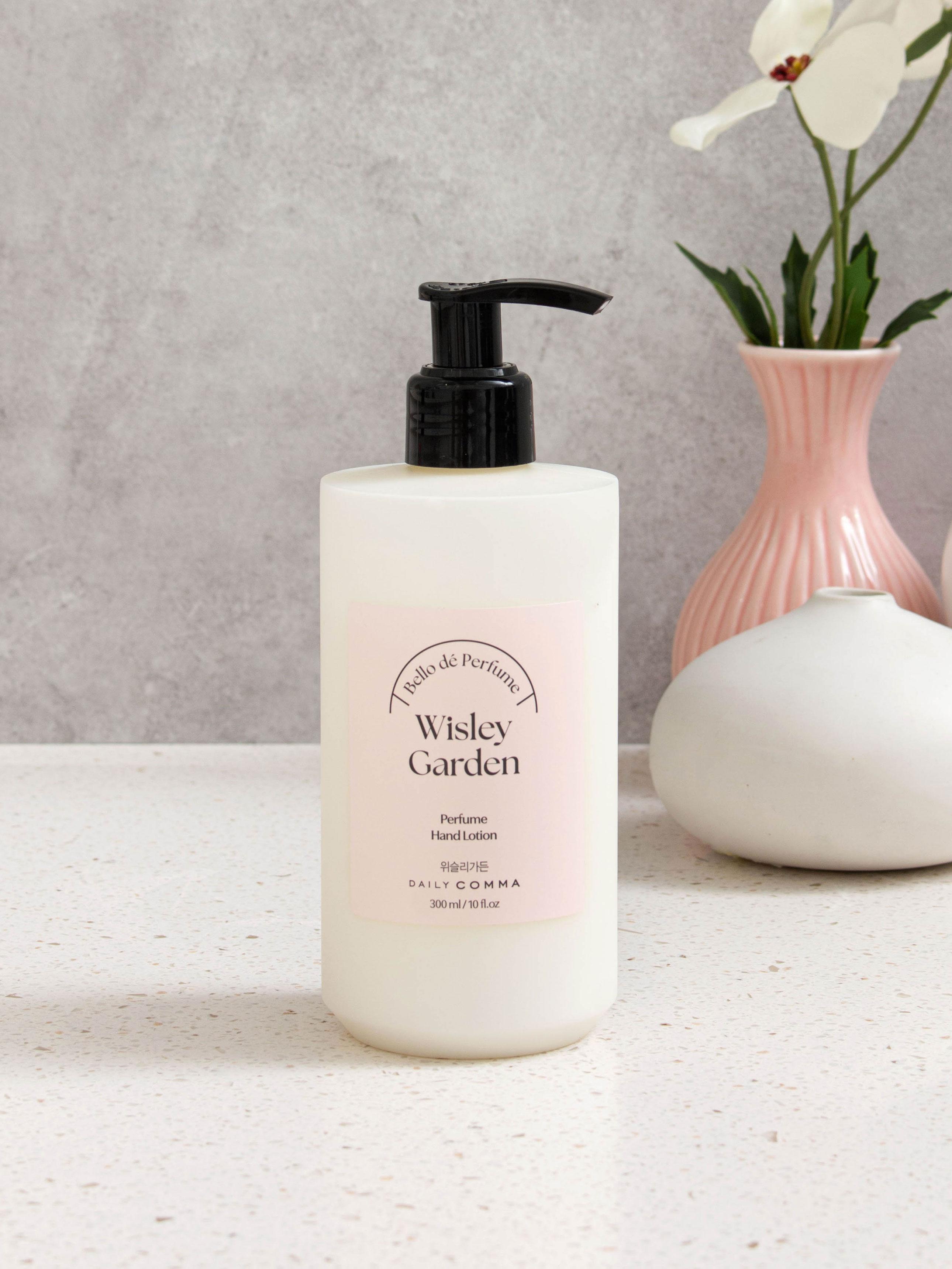 Daily Comma Bello de Perfume Hand Lotion Whistler Garden 300ml 1ea
