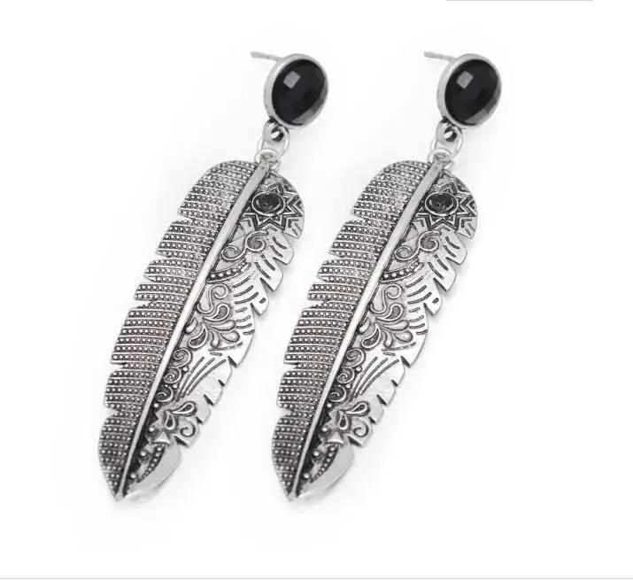 Women New Arrival Elegant Bohemian Vintage Feather Earring Summer Style Black Leaf Earring Pendant Accessories gift