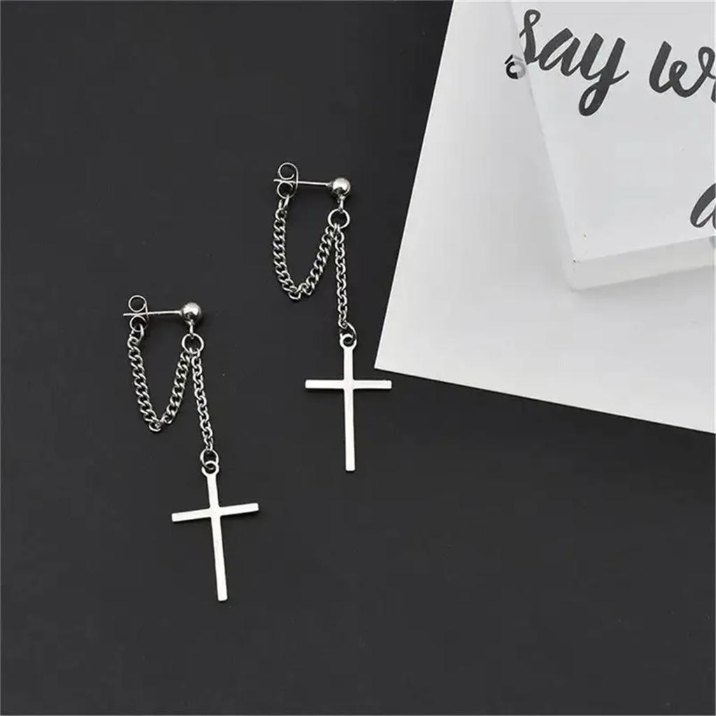 Sølvfarge Cross Chain Design Dingle øredobber Hip Hop Goth Style Legeringssmykker Trendy Faithful Ear Ornaments