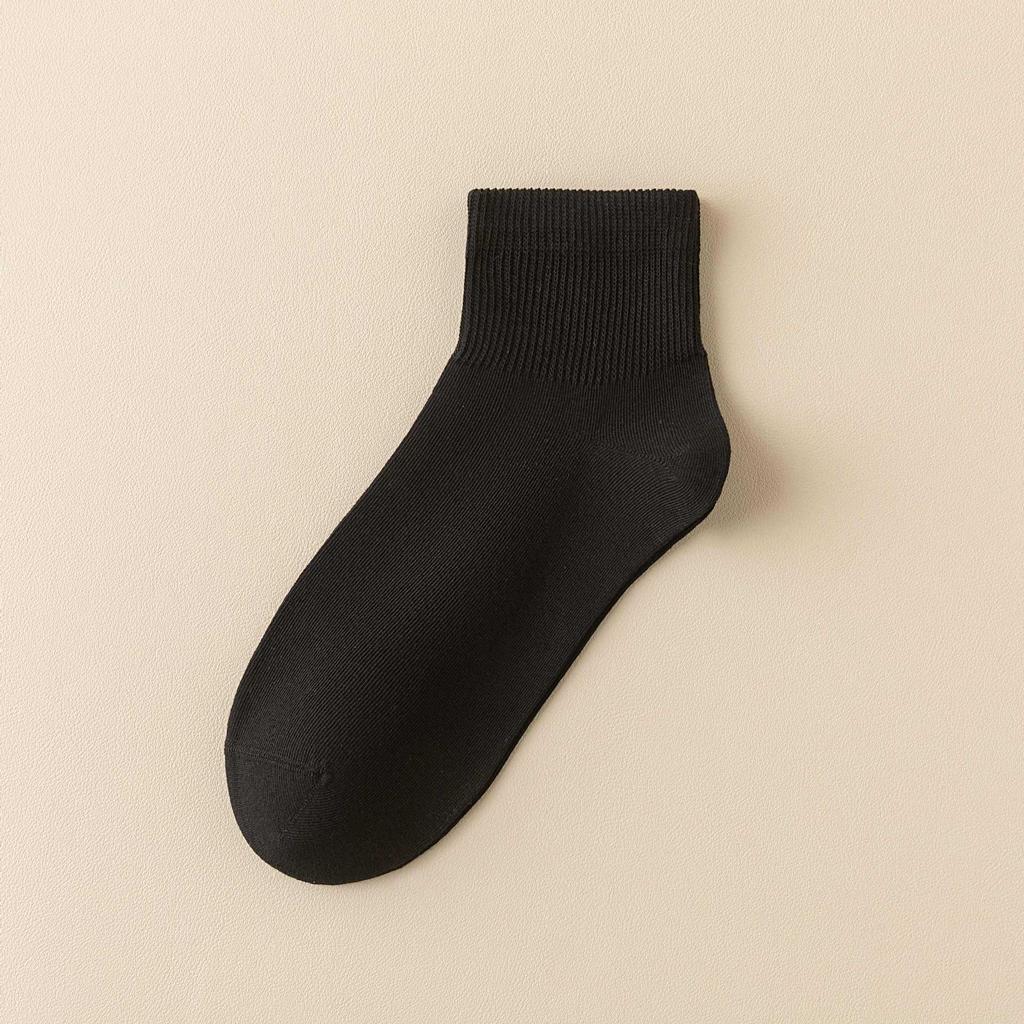 Men's Breathable Anti-Pilling Cotton Ankle Socks - Sweat-Absorbent and Solid Color with Seamless Toe