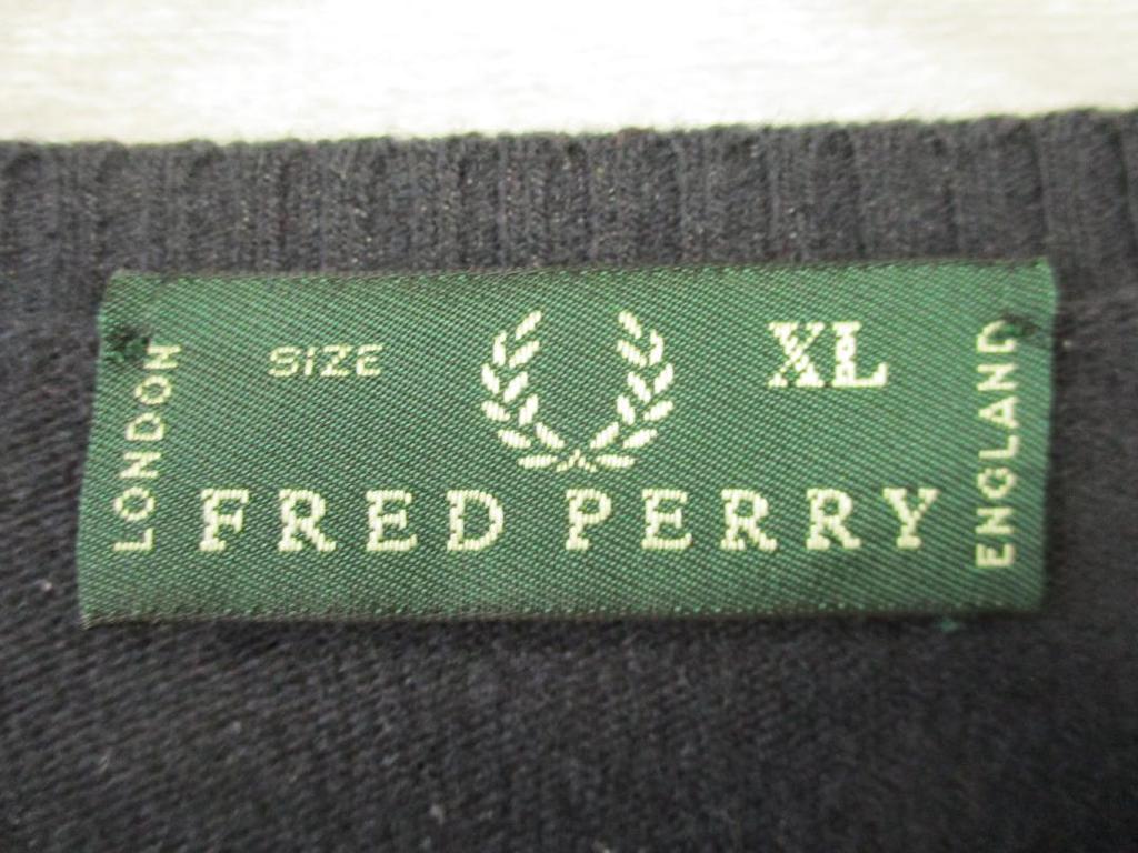 [USED] FRED PERRY Made in Italy V-neck knit M1167c