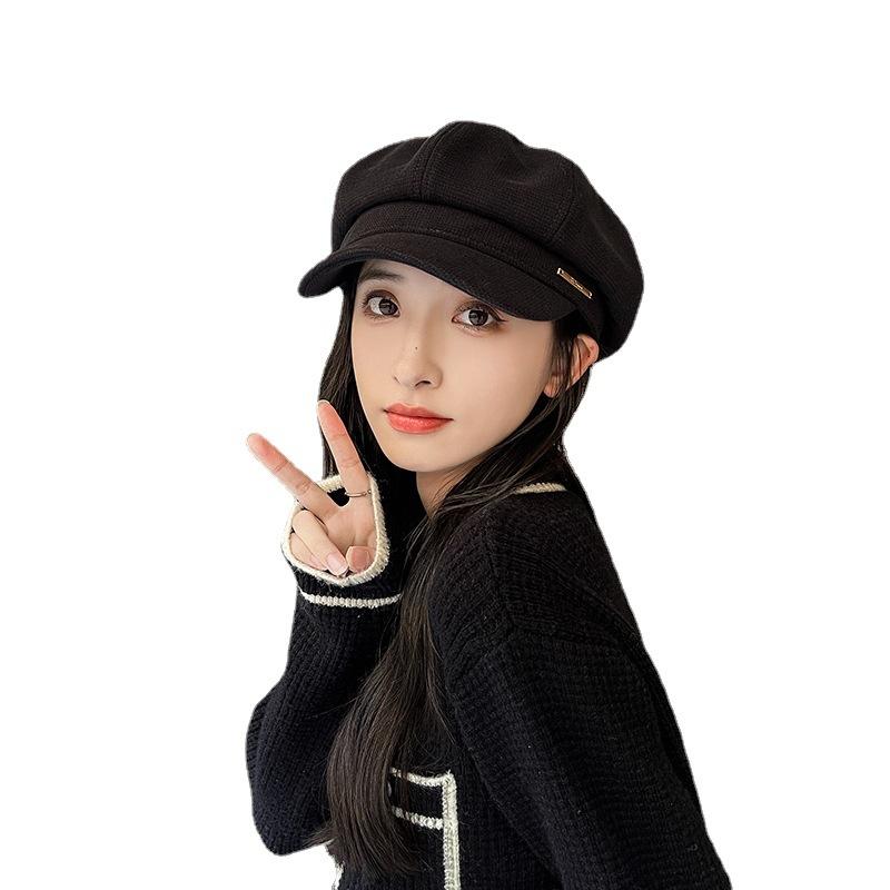 Autumn and Winter Retro Literary and Versatile Woolen Hat with Metal Label Duck Bill Beret Showing Face Little Painter Hat