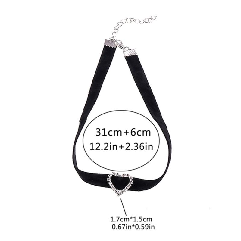 Crystal Round Love Heart Black Velvet- Collar Necklace Vintage Rhinestones Choker Punk Clavicle Chain Gift for Women