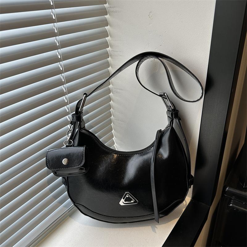 Borsa Piccola a Forma di Mezzaluna, Borsa a Spalla Singola, Borsa a Tracolla Portata a Traverso la Spalla, Borsa a Raviolo
