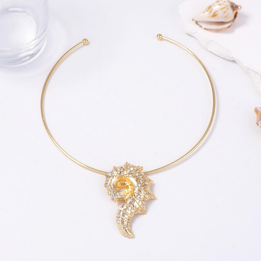 ZA European and American ocean leisure vacation cold wind alloy inlaid zircon conch pendant collar simple light luxury women