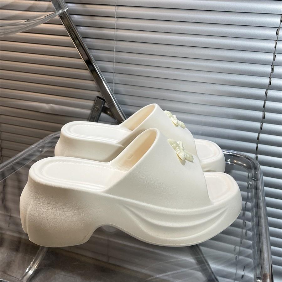 New summer thick-soled thick-heeled slippers, women's summer thick-soled seaside cool slippers
