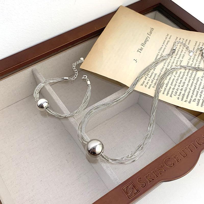 Koreanisches Design Mehrschichtige Kastenketten-Kugel-Halskette Damen Personalisiertes Modearmband mit Fortgeschrittenem Sinn