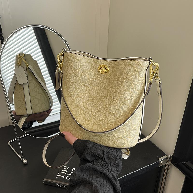 New Simple Portable Shoulder Oblique Span Bucket Bag Simple Versatile Commuter Women's Bag