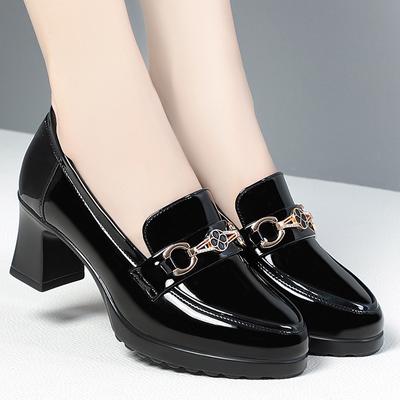 Damesko i skinn Vår og høst Damesko Damesko Enkeltsko Tykke hæler Mykt skinn Komfortable Lettsko