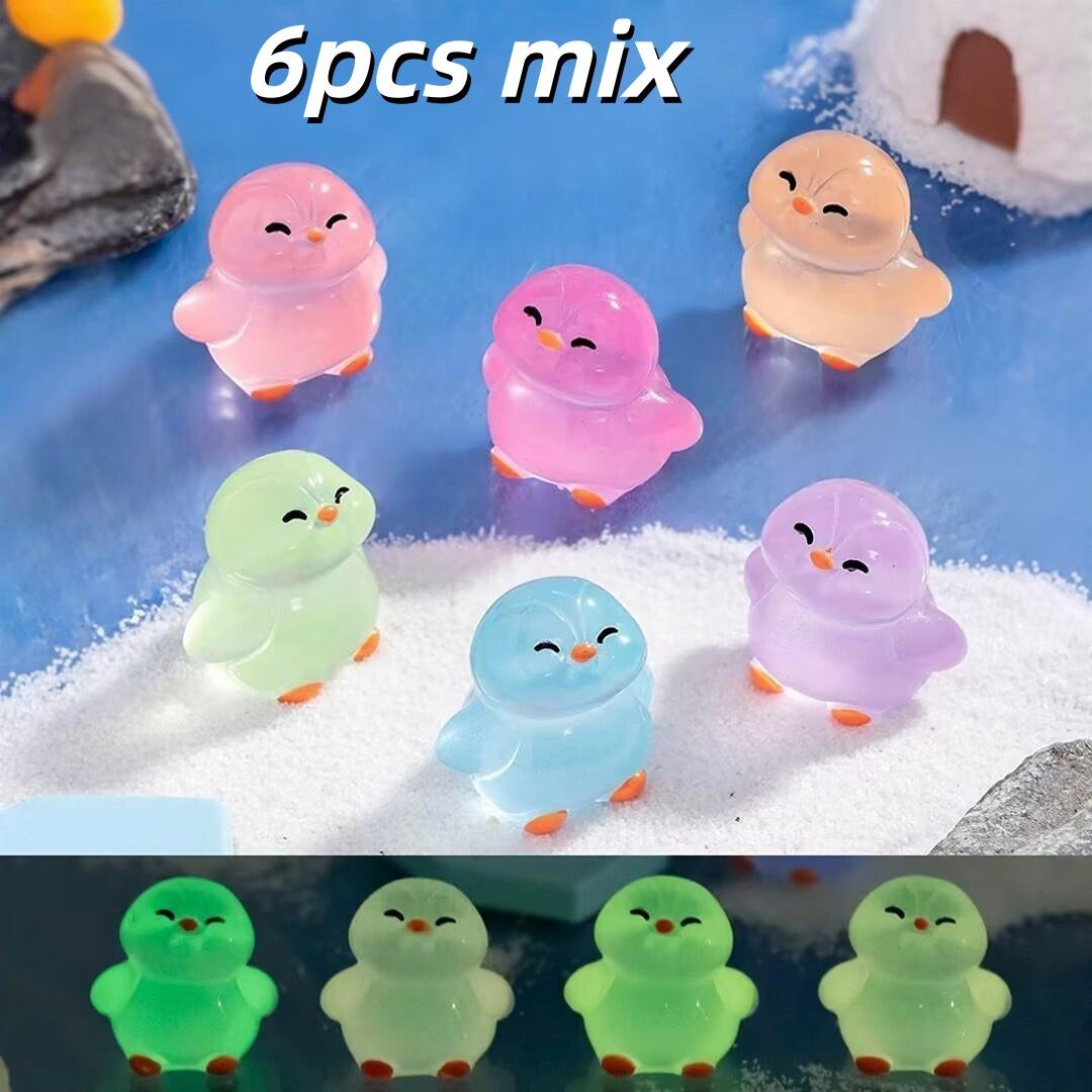 

6 Cute Mini Penguin Statues, Cute Resin Indoor and Outdoor Decorations, Perfect Christmas, Mother s Day, and Graduation Gifts (as the picture,6pcs)