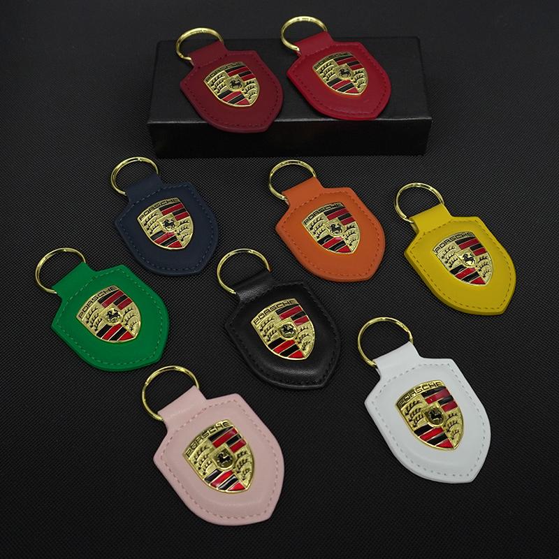 Auto Leder Schlüsselanhänger Schild Typ 3D Emblem Schlüsselanhänger Für Porsche Panamera Cayenne Taycan 911 718 Macan Carrera-GT 928 944 968 944