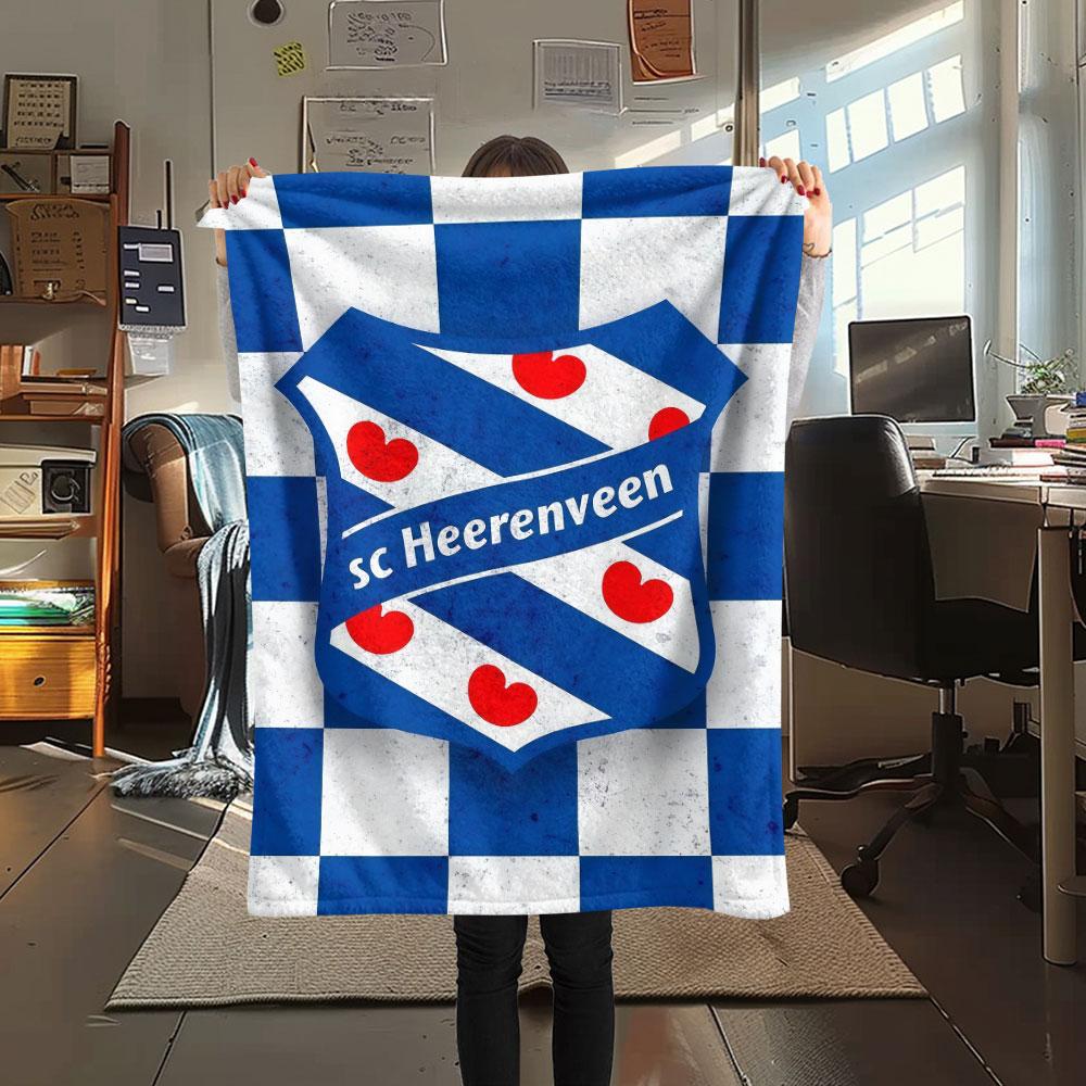 SC Heerenveen Printed Flannel Blanket, soft throw for bedroom sofa, washable, Christmas present, great gift.