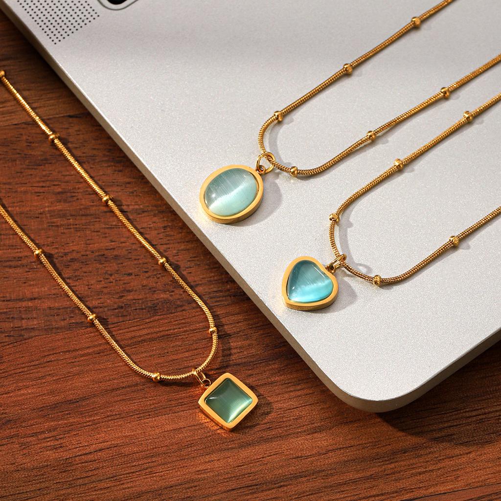 Blue Cat's Eye Stone Necklace for Women, Niche Design, Premium Stainless Steel Pendant, Ins Style Titanium Steel Necklace