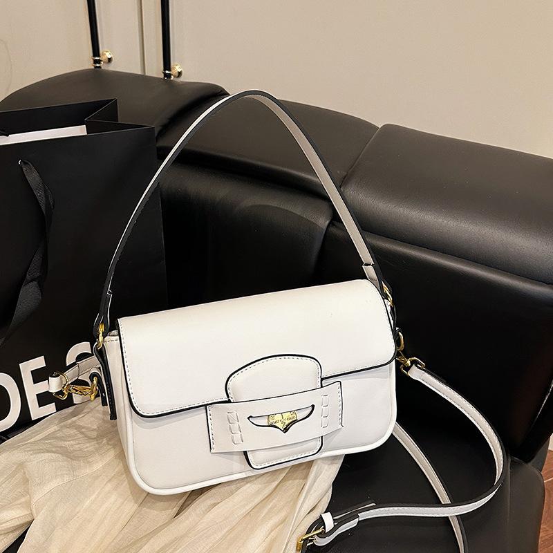 Niche Design Versatile Underarm Bag Women's New High-end Fashion Shoulder Messenger Bag Small Square Bag