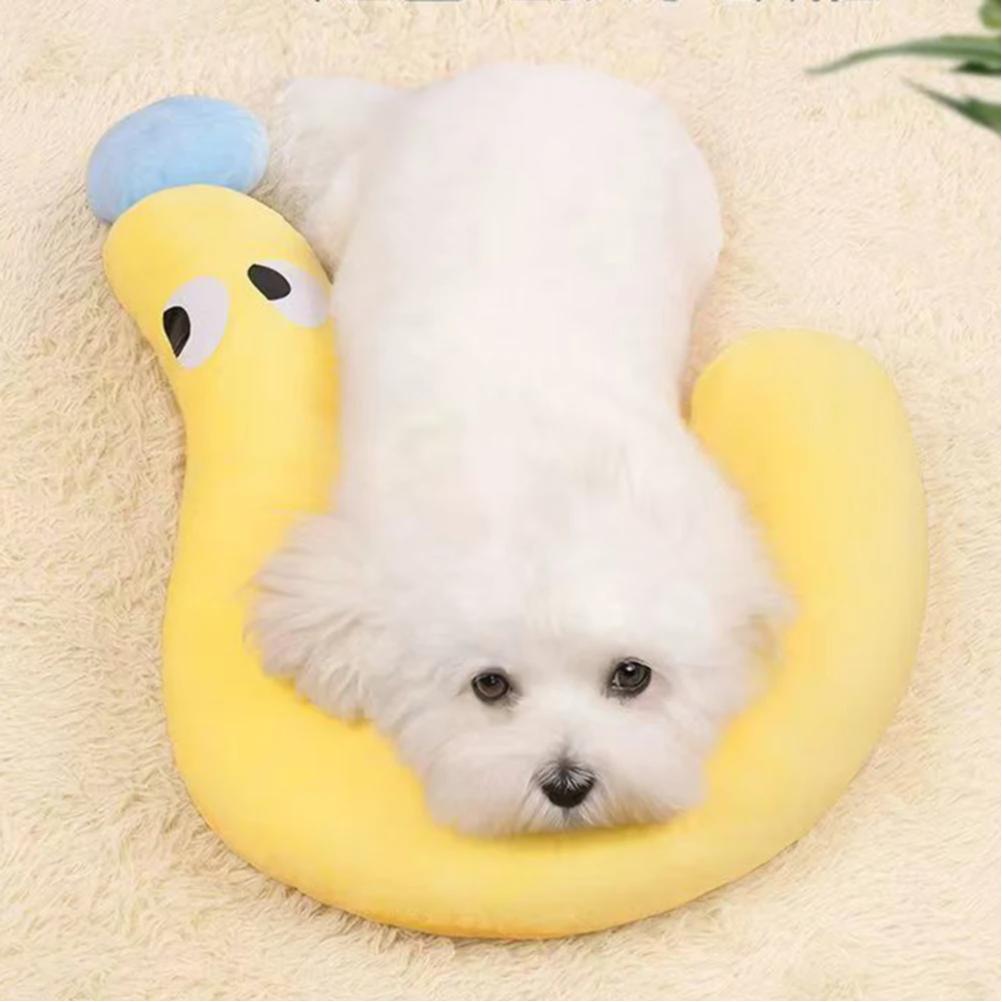 Cute Pet Little Pillow U-Shaped Neck Protector Deep Sleep for Puppy Kitten Pillow Dog Cat Headrest Sleeping Pillow Pet Supplies