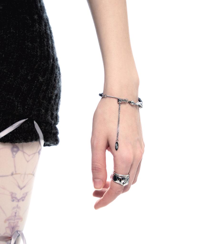 Sentiments No.438 [Black] Onyx Heart Bracelet
