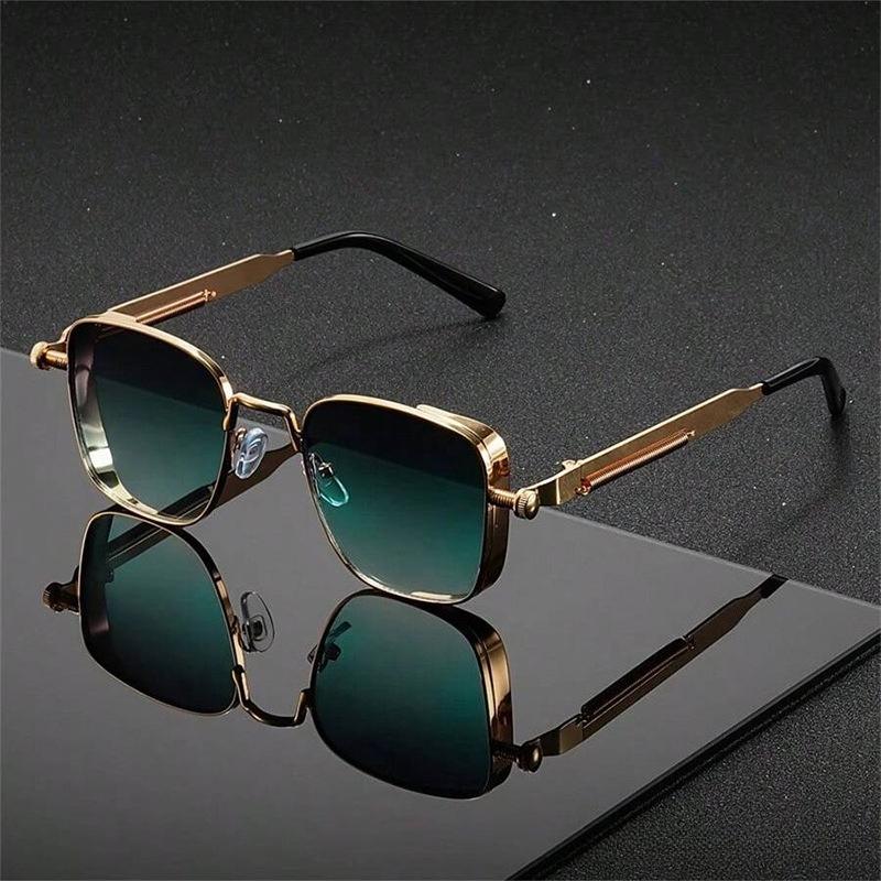 Vintage Punk Sun Glasses Square Metal Sunglasses Chic Versatile for Men and Women Driving Outdoor Sports Fishing Eyeglasses
