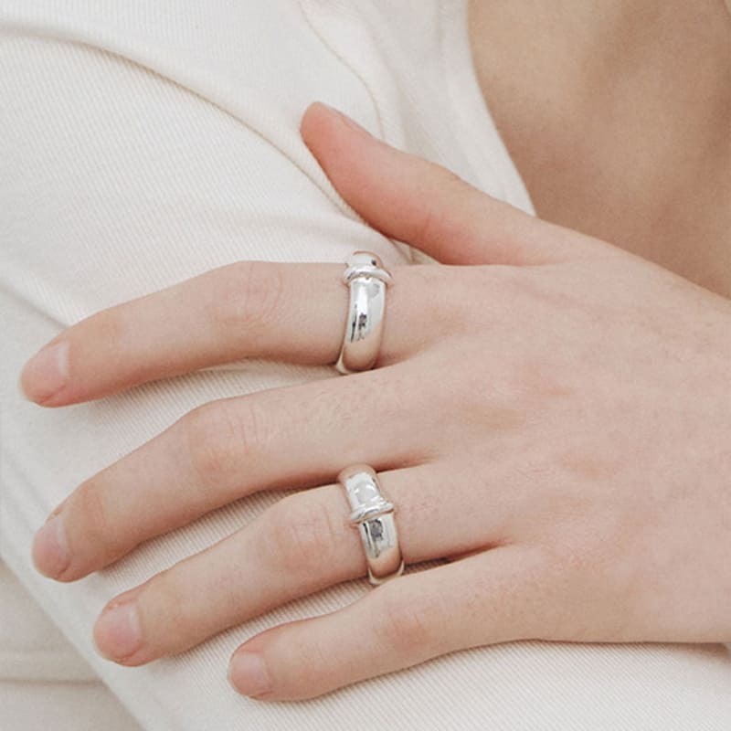 LUMIAH BOLD QUIET TIED RING