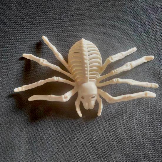 Halloween Animal Skeleton Horrible Spider Skeleton Statue Simulation Spider Bone Model for Yard Garden Lawn Patio Halloween Decor
