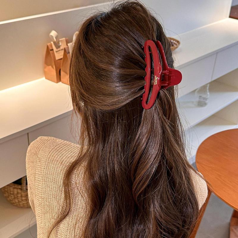 French Acetate Letter Gold Label Hollow Shark Clamp Women'S Hair Accessories Elegance Hair Clip Stylish Hair Accessories