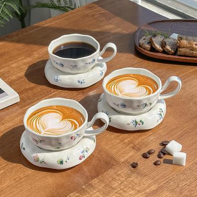 Keramik hohe Blume Kaffeetasse Untertasse Nische Nachmittagstee floral Latte-Tasse hoher Wert