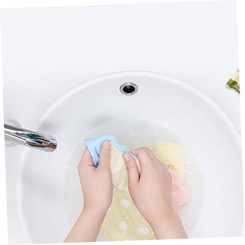 UPKOCH Baby Laundry Soap, 80g (2-Pack), Infant Bar Soap with Gentle Ingredients for Hand Protection, Soft Finish, and Lingering Fragrance After Washin