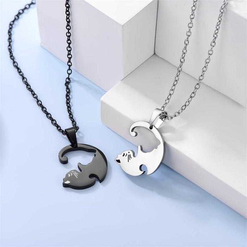 Trendy Couple Hugging and Stitching Cat Love Necklace Pendant Jewelry 60CM