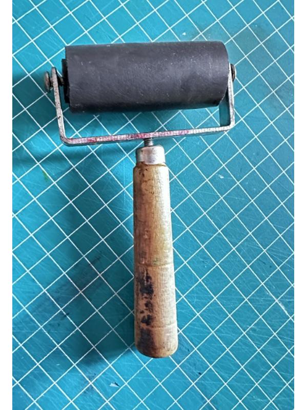 Rubber Woodcut Printmaking Ink Roller for Offset Lithography and Paper Printing