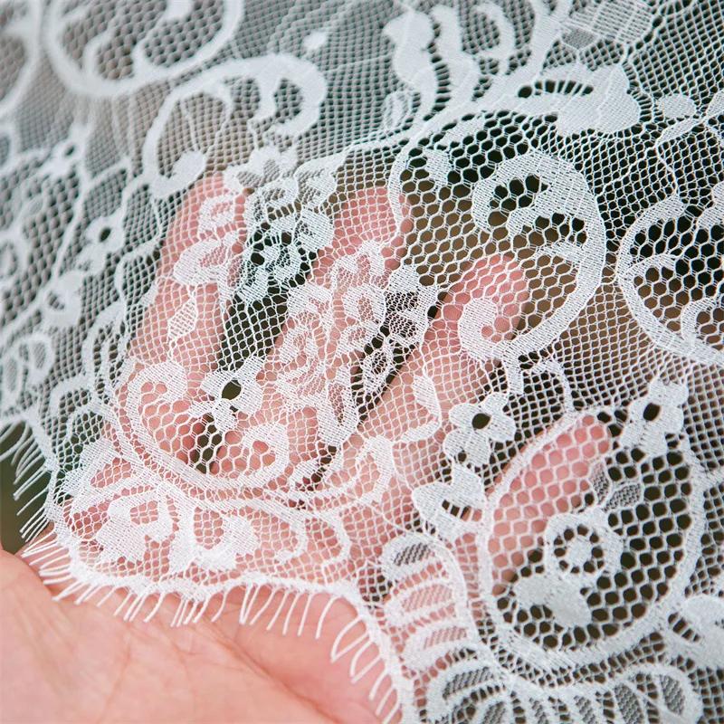 Lace Table Runner and White Party Tablecloth for Wedding Decoration, Summer Picnics, Valentine's Day Decor