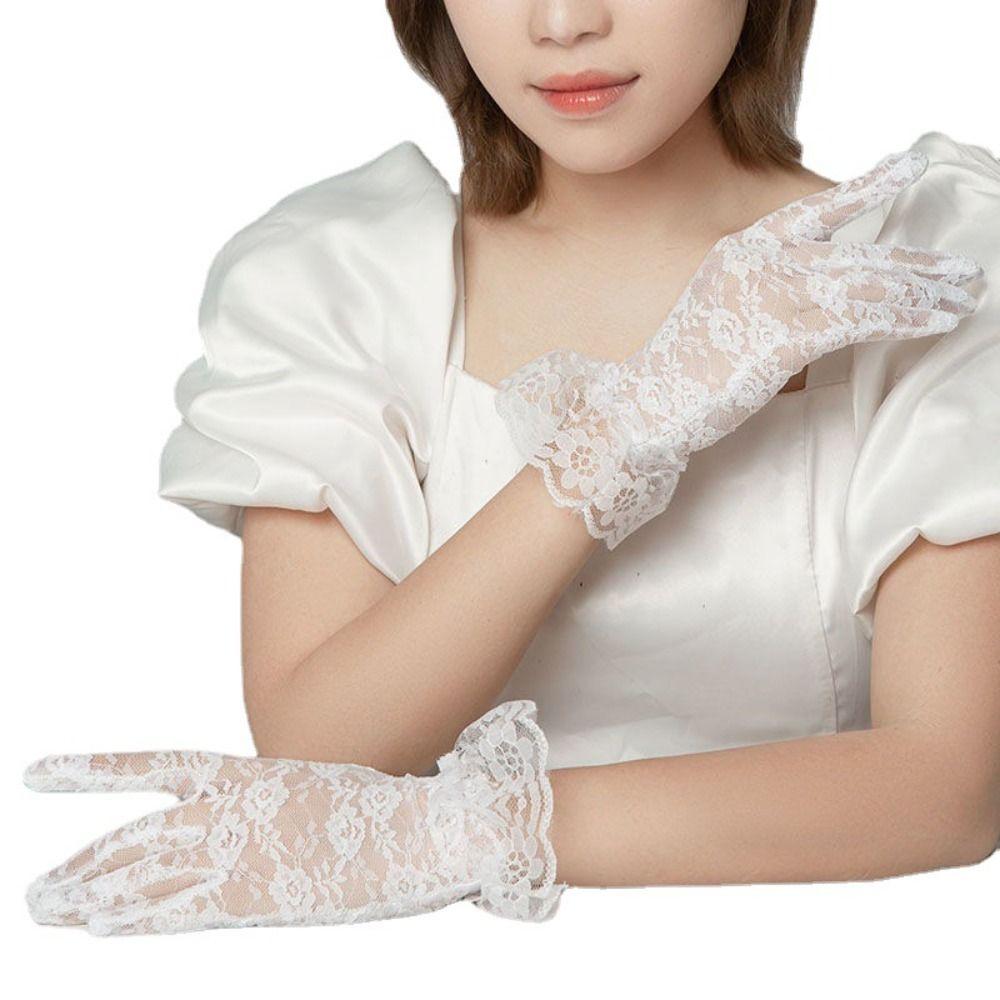 Wrist Length Women's Lace Gloves Full Finger Gloves for Dinner Fancy Costume Accessories