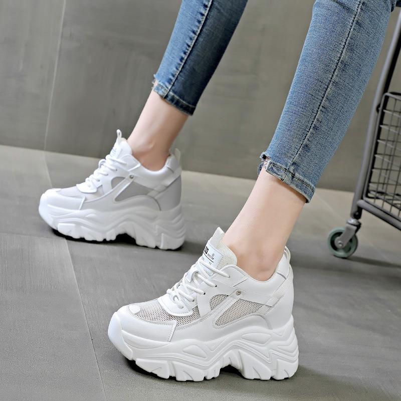 

Модные 9 см Женские модные кроссовки на массивной подошве из натуральной кожи Весна Лето Осень Дышащие туфли на платформе и танкетке Кроссовки для ходьбы Мода 39