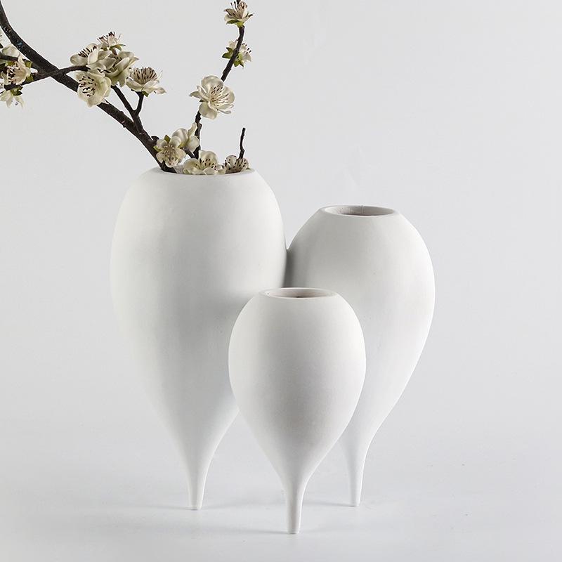 Geometric Balloon Vase Ornament for Home, Hotel, or Office Decor