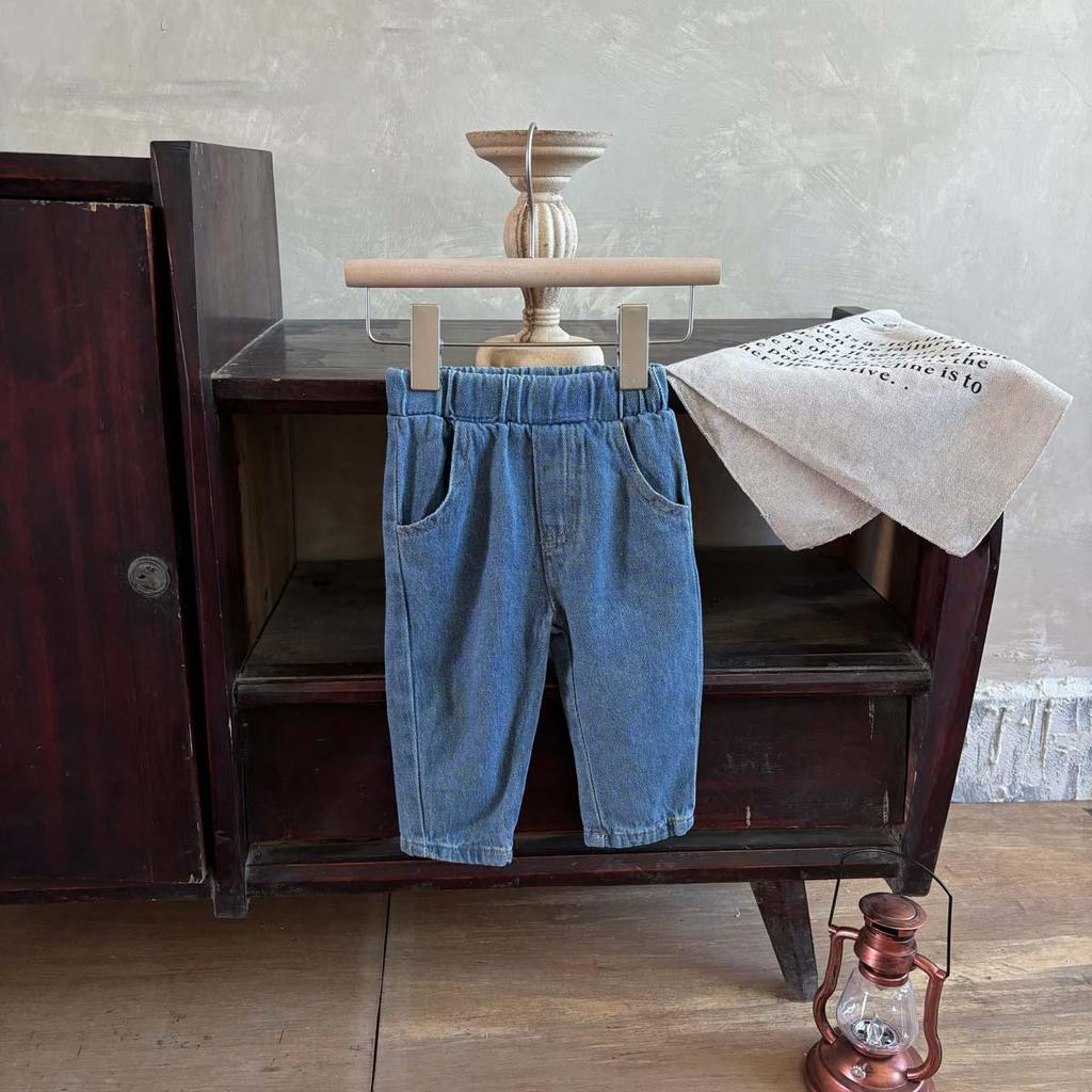 Kleinkind Jeans einfarbig im koreanischen Stil - Herbstliche Freizeithose für Babyjungen