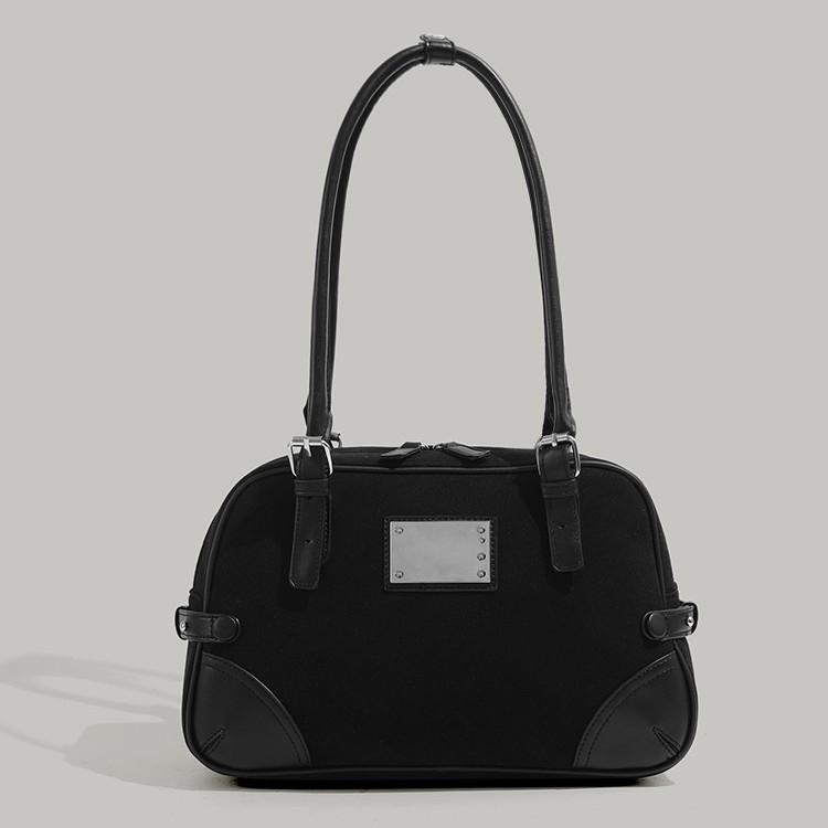 

Нишевая матовая портативная сумка для通勤 женская 2025 новая ретро сумка под мышкой Boston большая вместимость сумка на плечо тренд чёрный