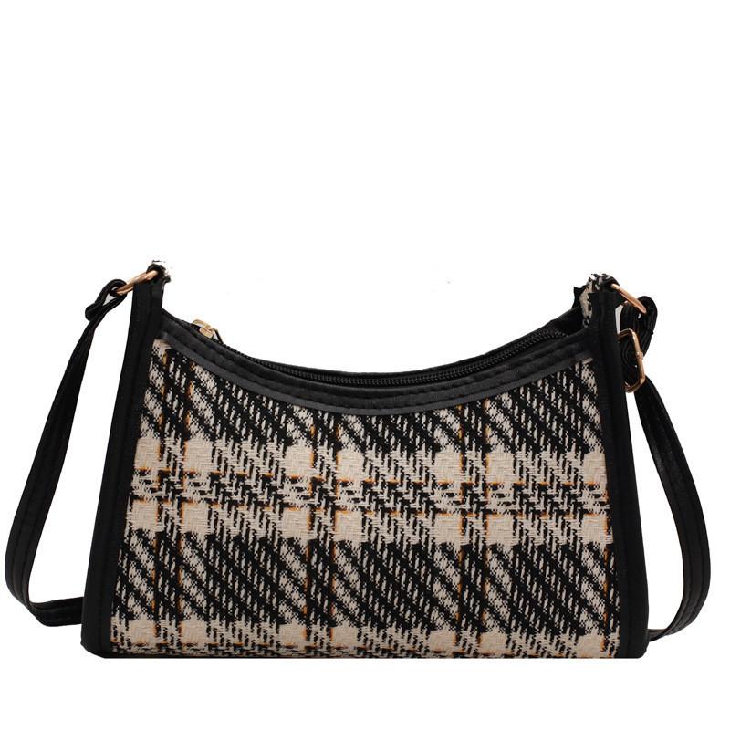 Stylish Urban Chic Quilted Handbag Soft Polyester Shoulder Bag For Women